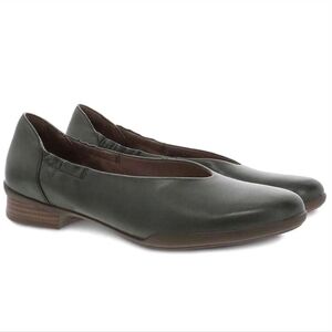 *NEW* DANSKO KIRA ANILINE CALF BALLET FLAT. LICHEN. SIZE:37(6.5-7)